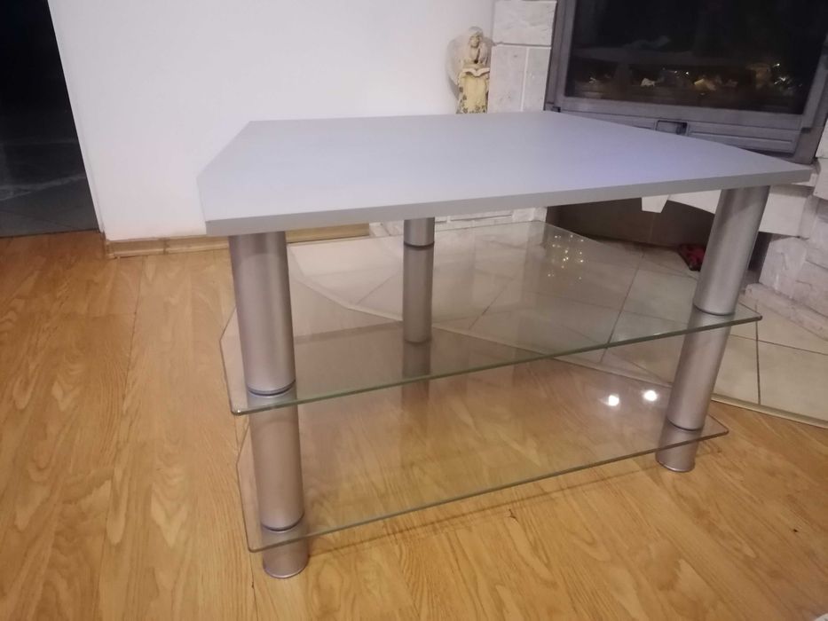 Szafka rtv że szkłem