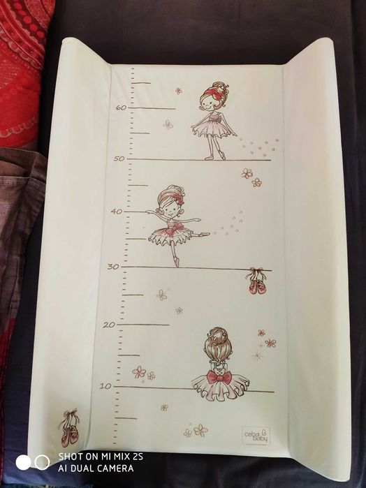 Килим для пеленання