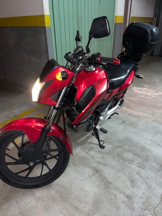 CB Honda 125F 2018