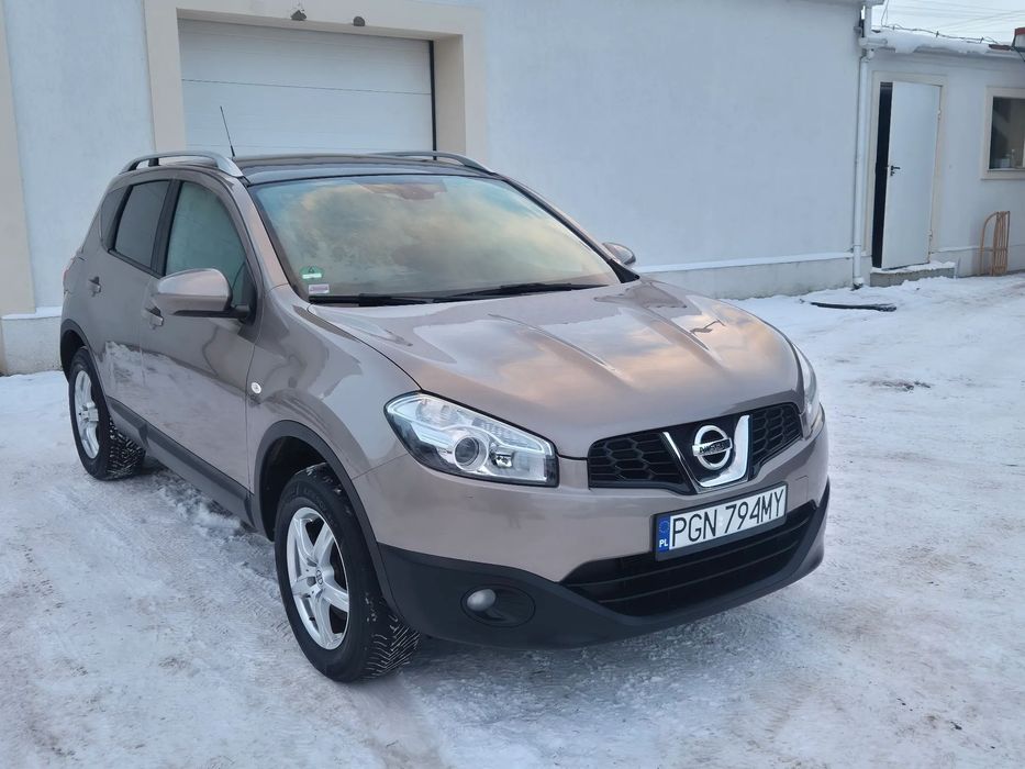 Nissan Qashqai 2.0i 4x4 145 tys km lift Panorama z Niemiec Pełen Serwis Dowóz w cenie