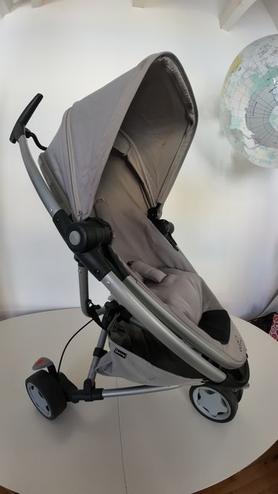 Vendo Carrinho de Bebé Quinny Zapp Xtra 2 (Usado) + Adaptadores + Capa de Chuva Original
