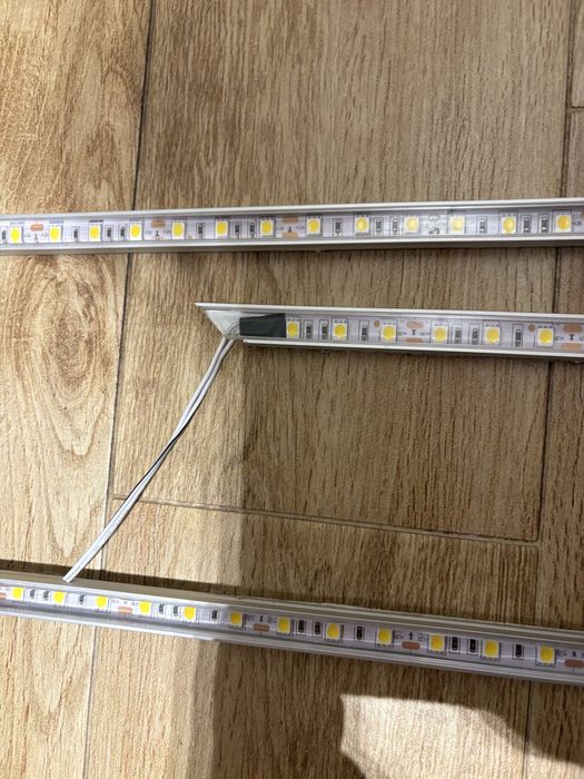 Listwy Led w aluminiowych korytkach