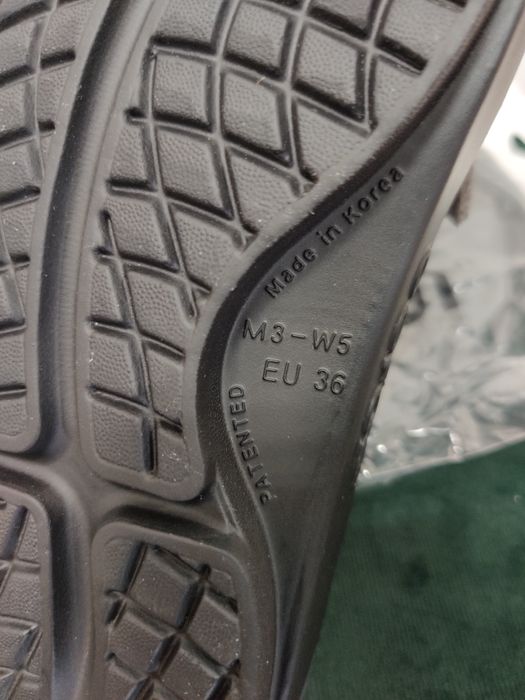 Klapki japonki regeneracyjne oofos 36