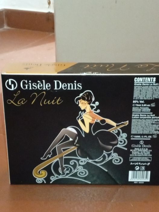 Conjunto de Senhora Lá Nuit Gisèle Denis tudo novo em caixa nunca usado