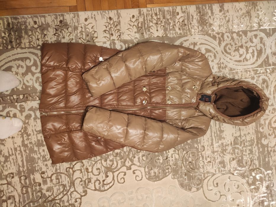 Зимова куртка з капюшоном