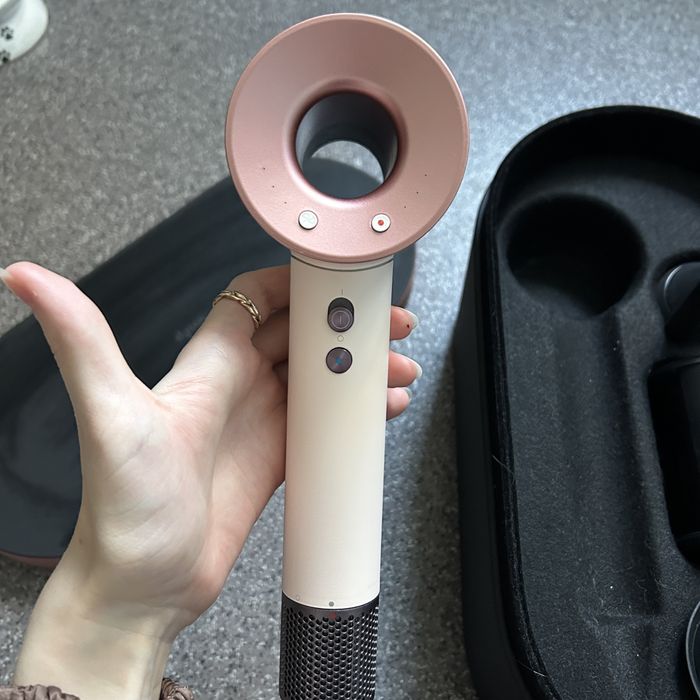 Фен Dyson Supersonic Ceramic Pink