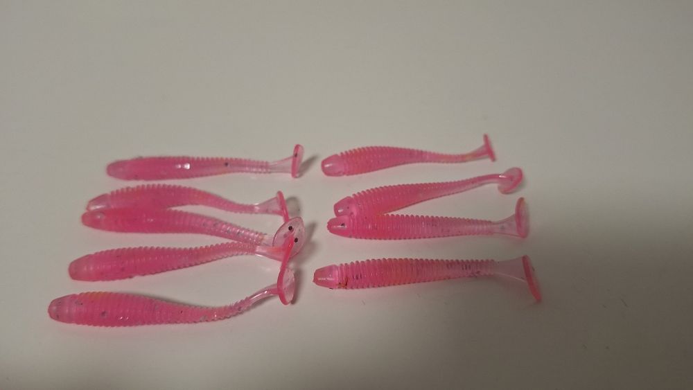 Gumy wędkarskie różowe – zestaw przynęt”