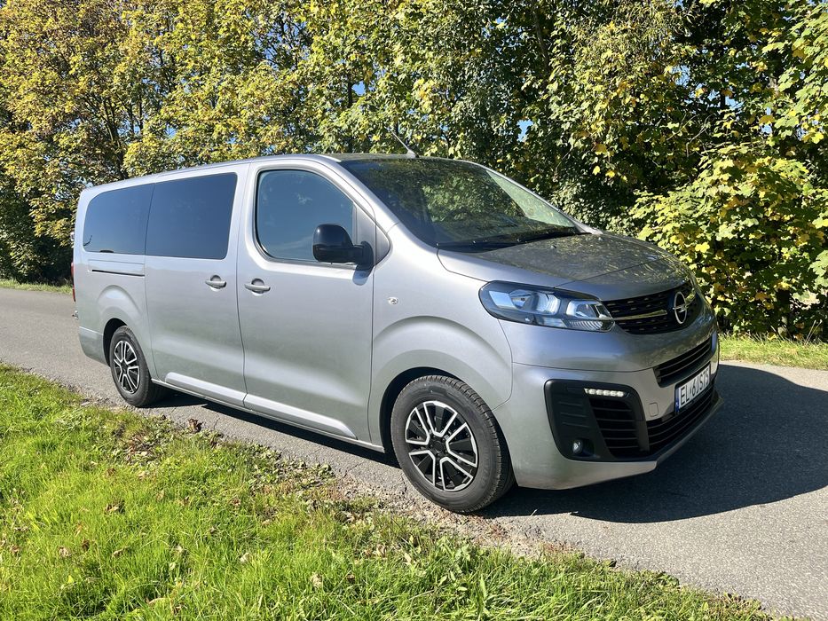 Opel vivaro 2.0 long 9 osobowy Polski salon