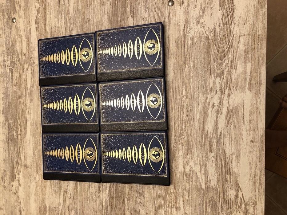 Coleção de livros de ovnilogia