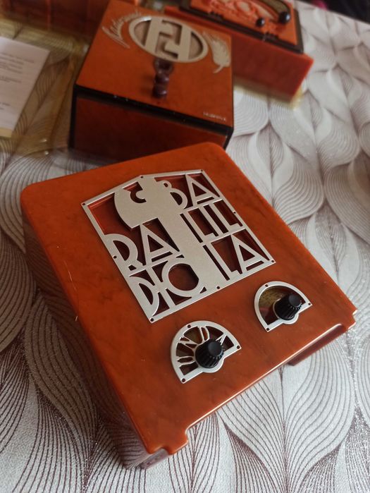 Nowe retro radejko .Miniature.