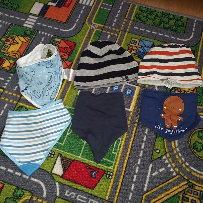 Czapki i chustki dla chłopca na wiosnę