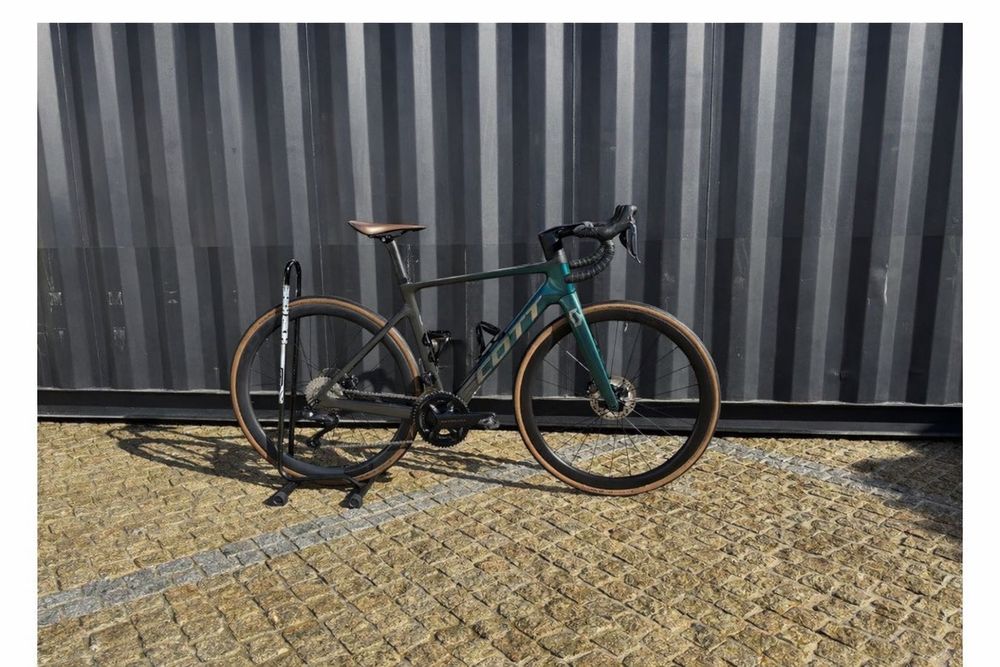 Scott Addict eRIDE 10