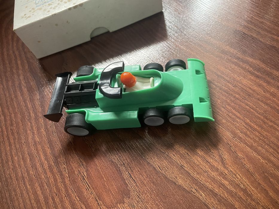 Stara zabawka tor prefo samochod na tor auto rennbahn prefo prl ddr