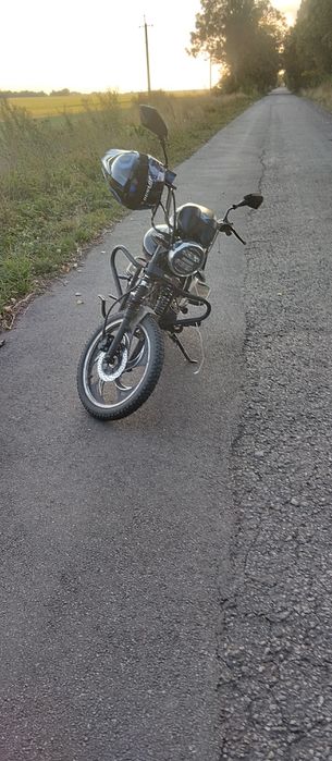 Мотоцикл mustang