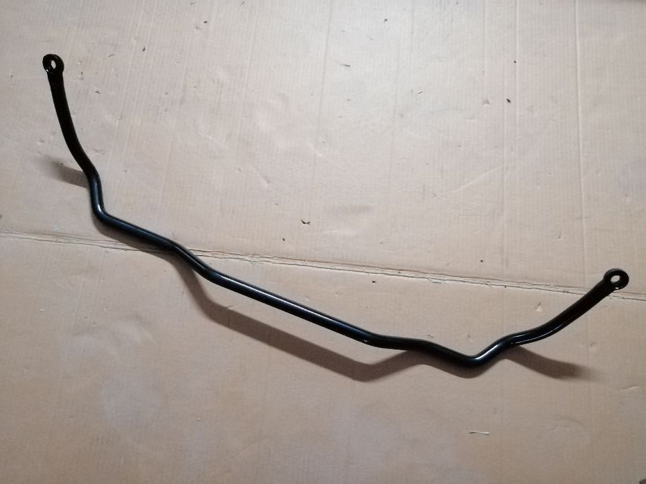 Barra estabilizadora Nissan Pickup D21 NOVA