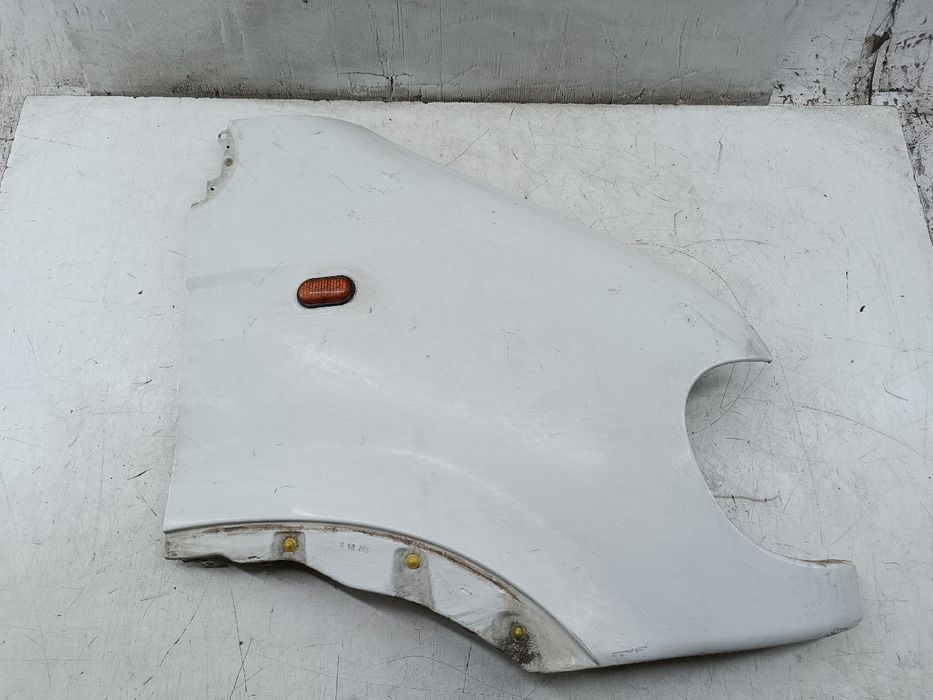 Guarda lamas direito - renault master ii caixa (fd) | 98 -