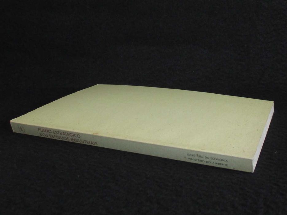 Livro Plano Estratégico dos Resíduos Industriais