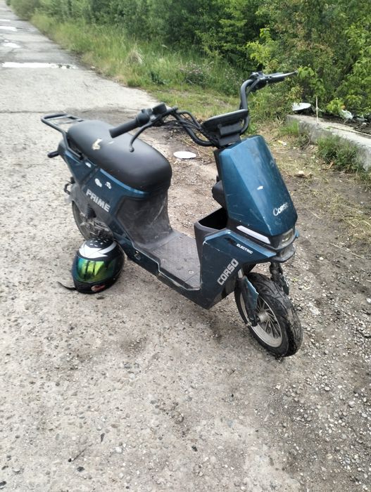 Продам електроскутер б/у