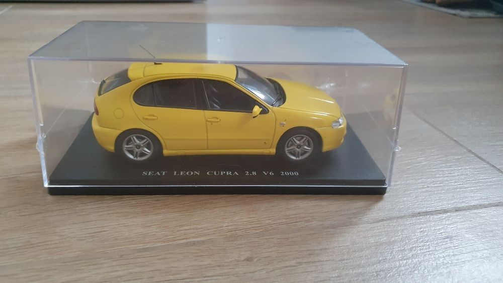 Seat Leon Cupra model zabawka  w skali 1:24