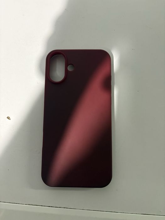 Sprzedam etui do iphone 16 plus