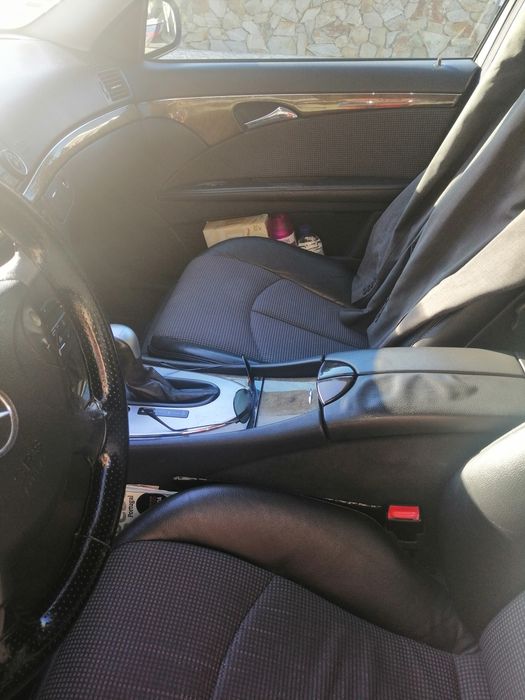 Mercedes E 220 2003