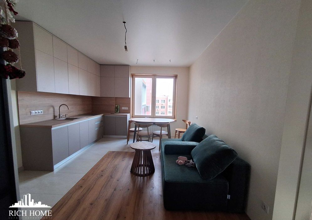 ЖК Петрівський квартал. Ідеальна квартира з дизайнерським ремонтом!