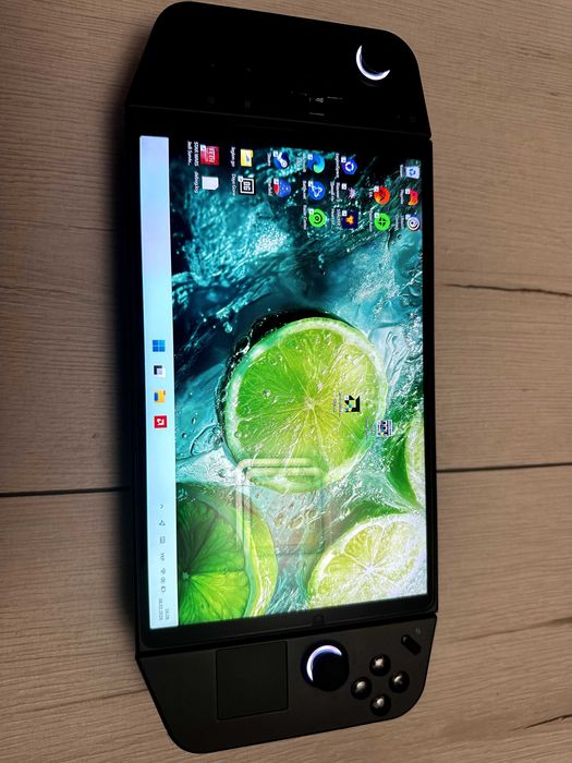 Lenovo Legion Go | Z1 Extreme | 512GB | Батарея 82Wh | Ідеальний стан