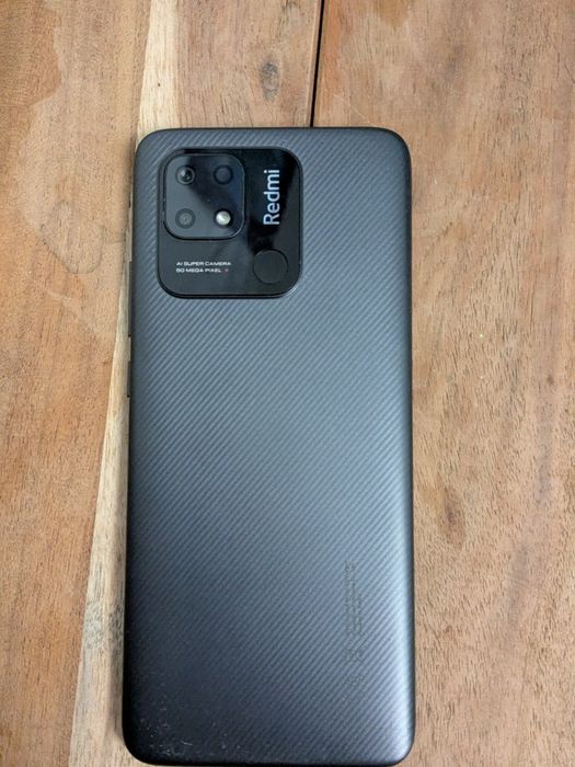 Продам телефон xiaomi redmi 10c