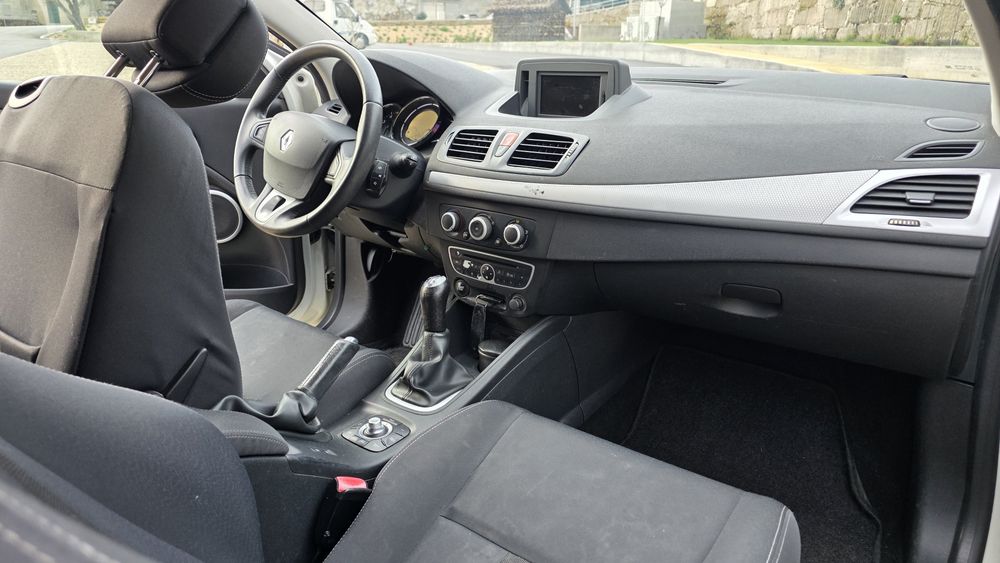 URGENTE Renault Mégane Coupé 1.5 dCi