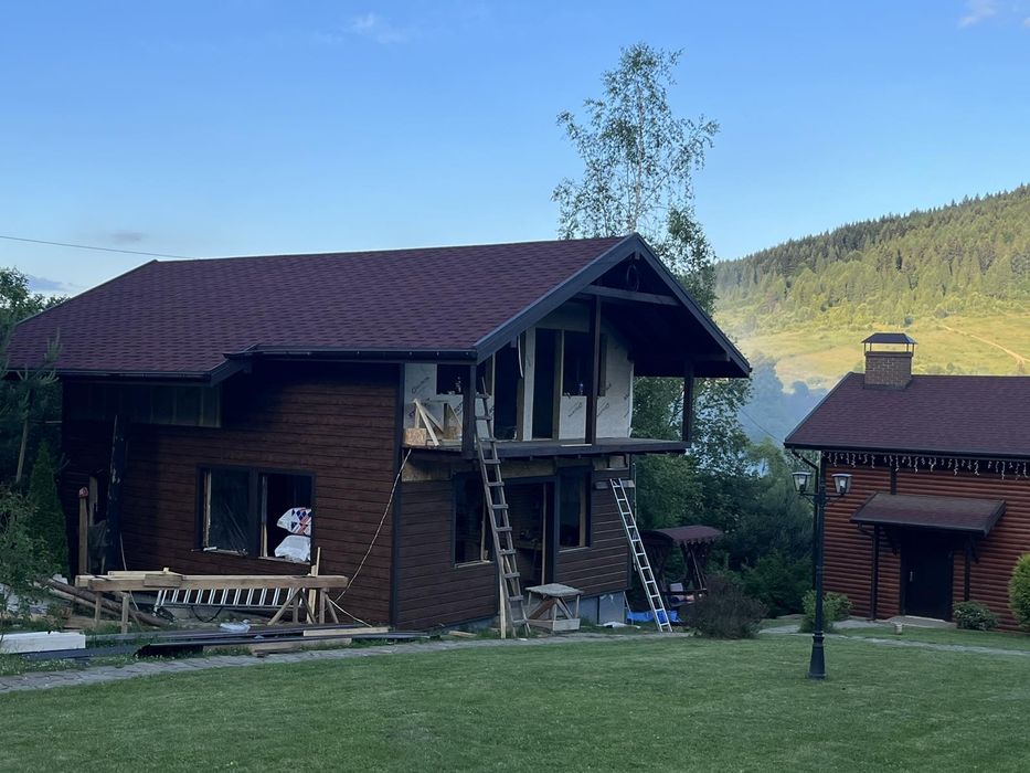 Фасадні роботи утеплення будинку пінопласт мінвата панелі для фасаду