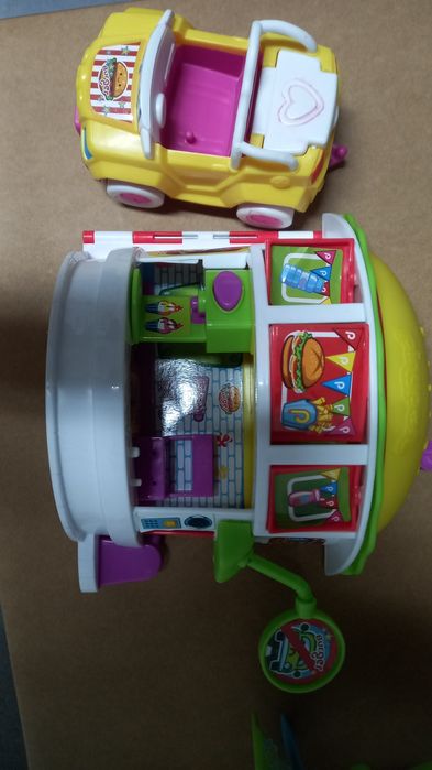 Várias casas da pinypon