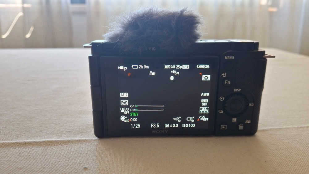 Câmara SONY ZV E 10 + Lentes e Acessórios