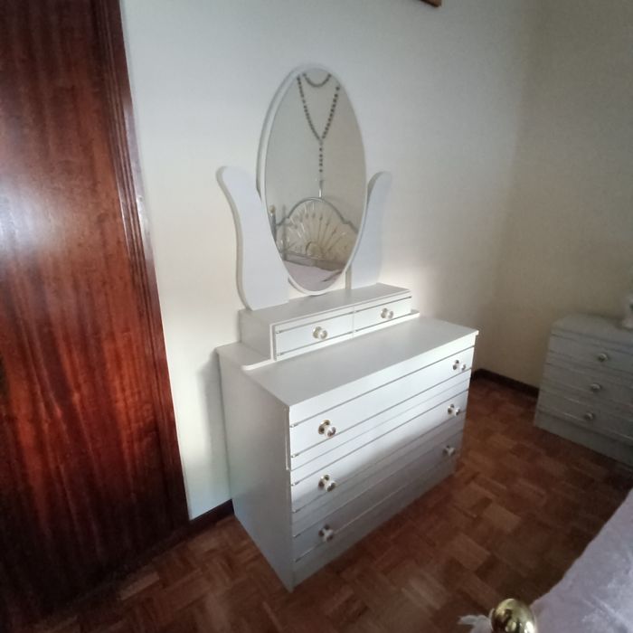 Tocador e Mesinhas Cabeceira