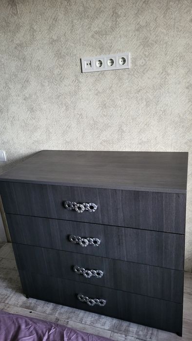 Продам комод ДСП