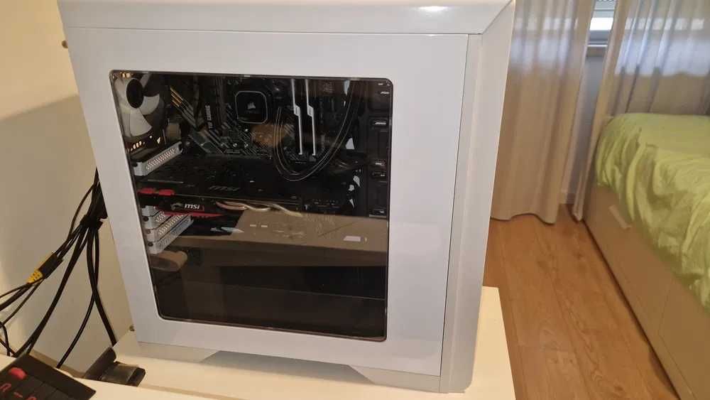PC Gaming AM4 - 3700x+B550+1080OC 8GB