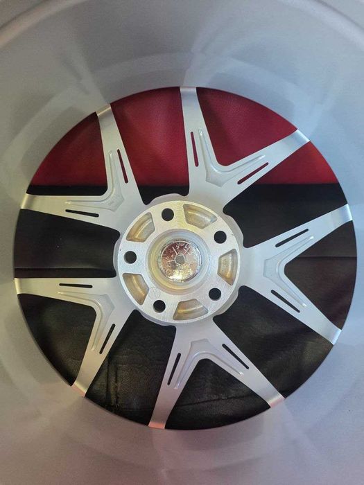 Диски Vorsteiner R19 5x114.3 Toyota Camry Lexus ES Mazda CX-5
