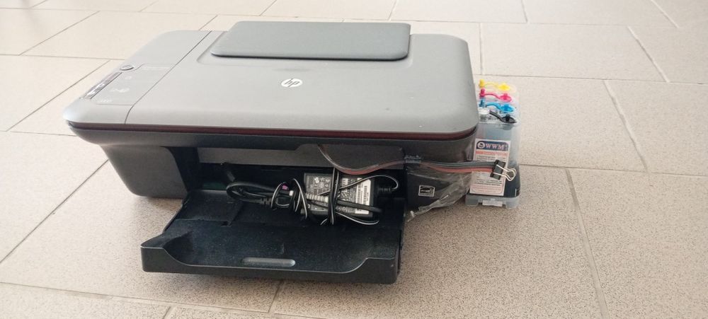Принтер HP Deskjet 1050A + СНПЧ