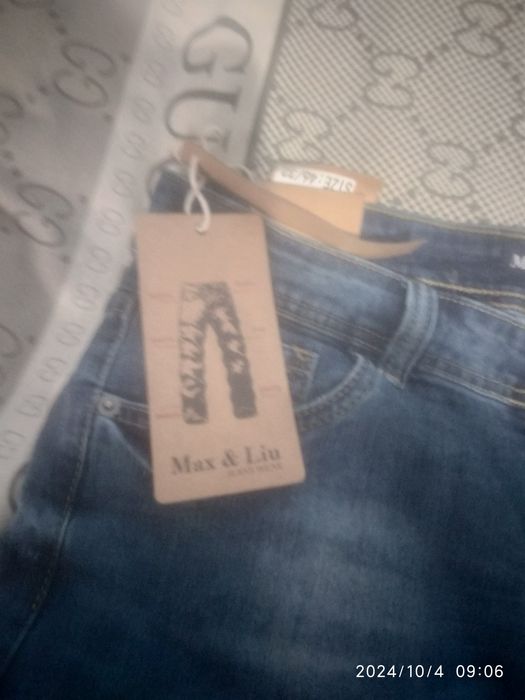 Продам новые фирминие джинси