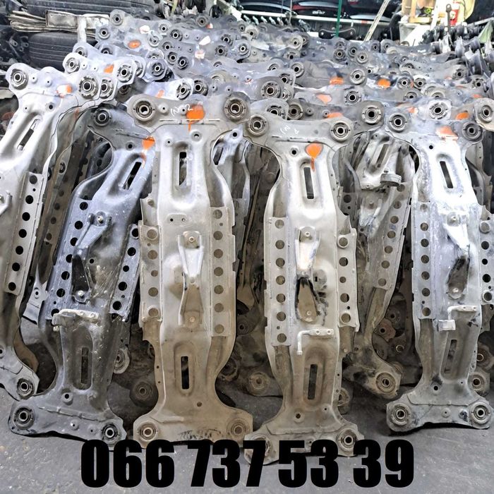 Балка задня Toyota Camry 10 20 30 40 50 Lexus ES RX камри подрамник