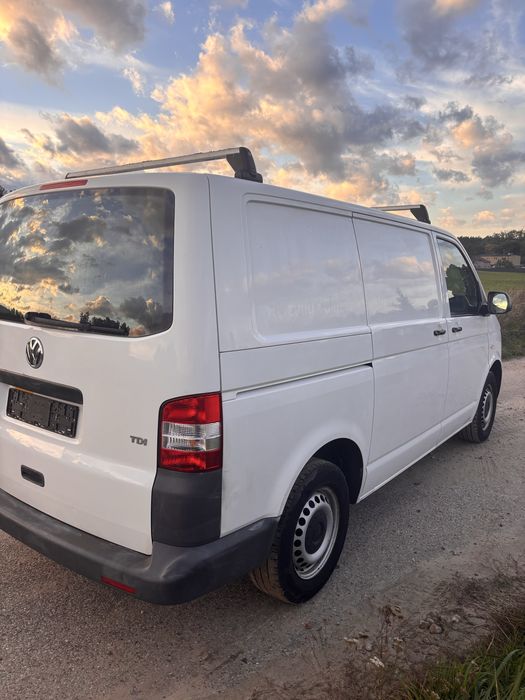 Sprzedam Volkswagen Transporter T5