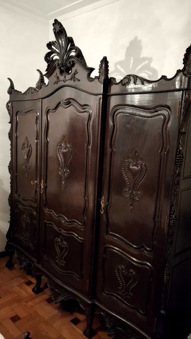 Quarto completo antigo