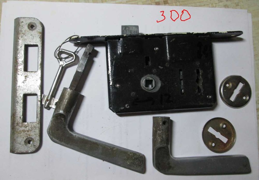 Замки врезные бу