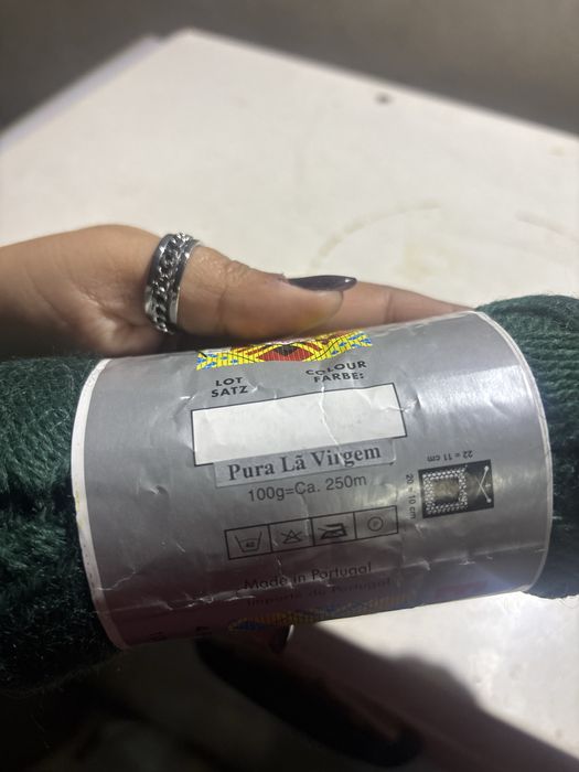 Meadas verde-escuro pura lã virgem 100 gramas