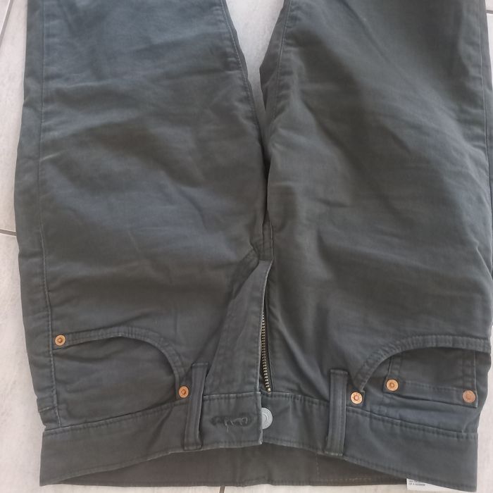 Levis  męskie spodnie jeans 27/32