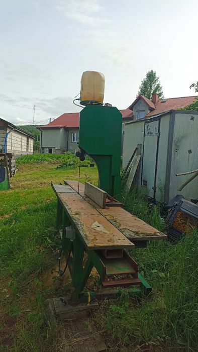 Trak pionowy taśmowy