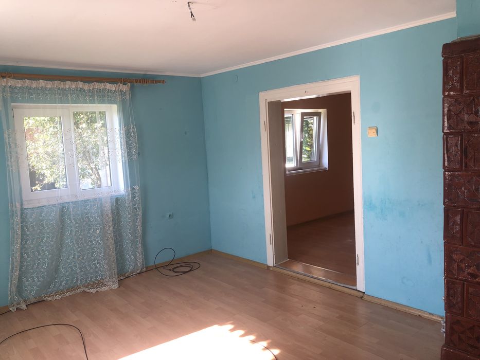 Продається будинок в центрі села Уличне