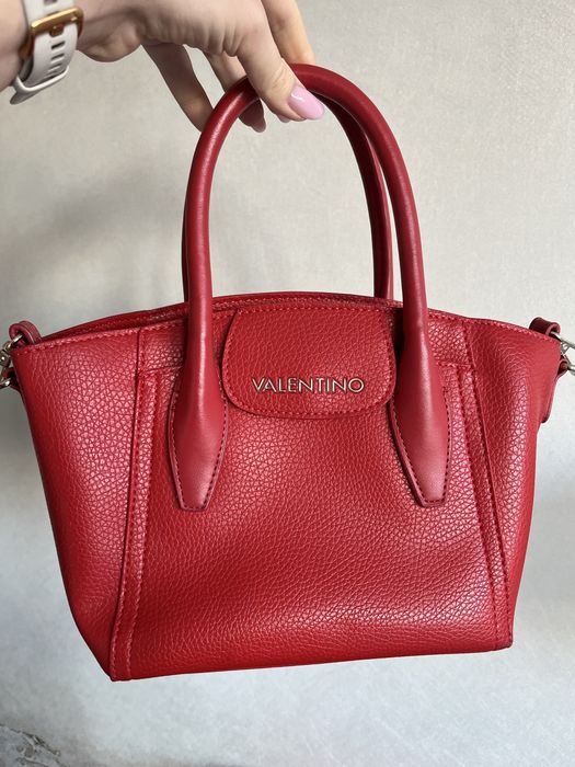 Torebka czerwona Valentino kuferek