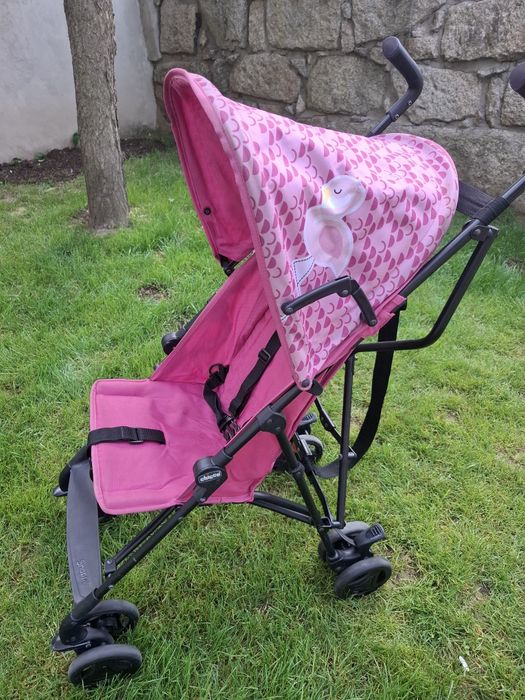 Carrinho de passeio Chicco para crianças até 15 kg