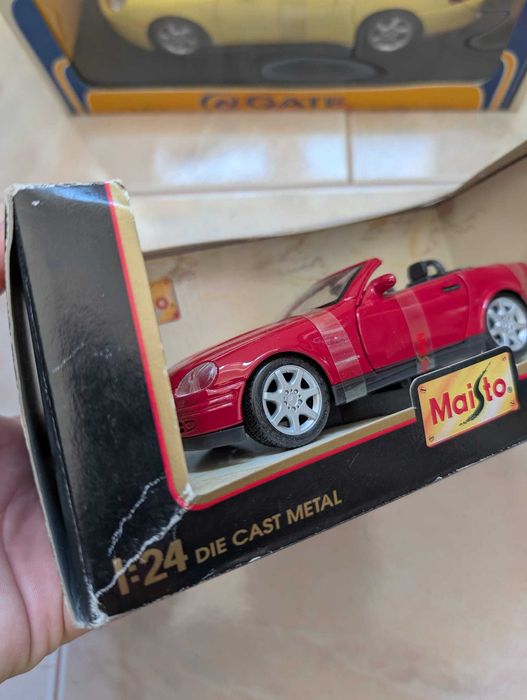 Maisto coleção Mercedes-Benz SLK230 1/24 Die-cast metal