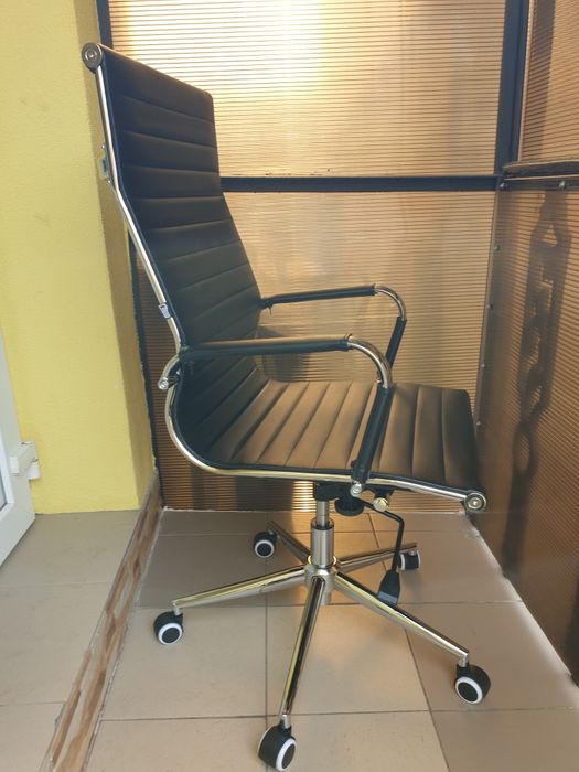 АКЦІЯ!! Офісне  крісло хром Ikea *Німеччина*